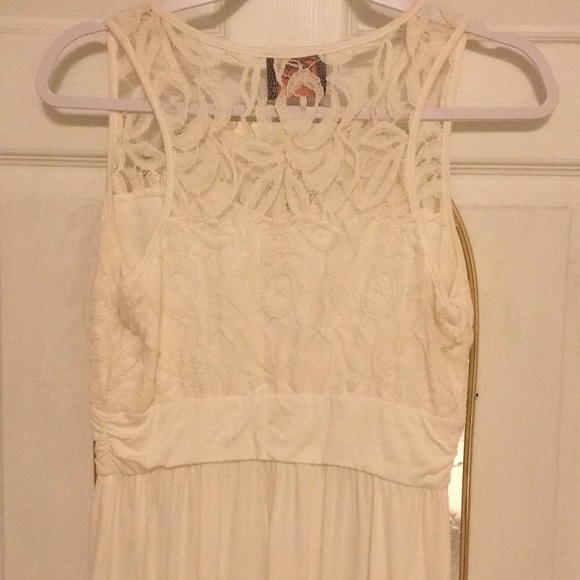 Coveted Clothing White Lace Dress Size Large - Picture 4 of 5